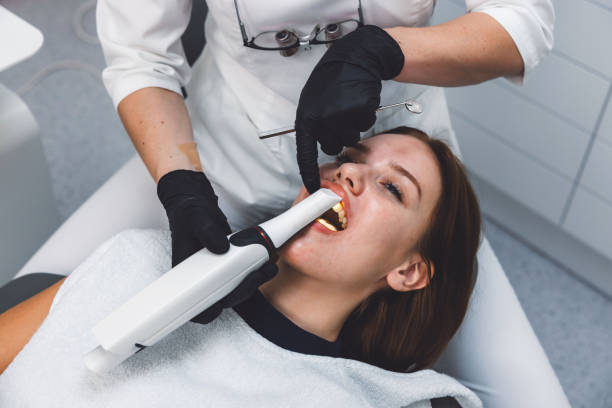 Best Emergency Tooth Extraction in Stuart, IA